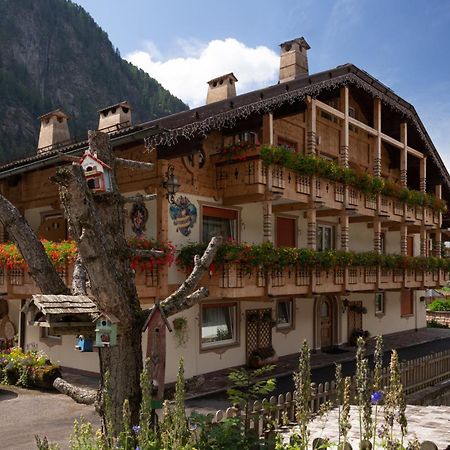 Appartamenti Ladina Campitello di Fassa Kültér fotó