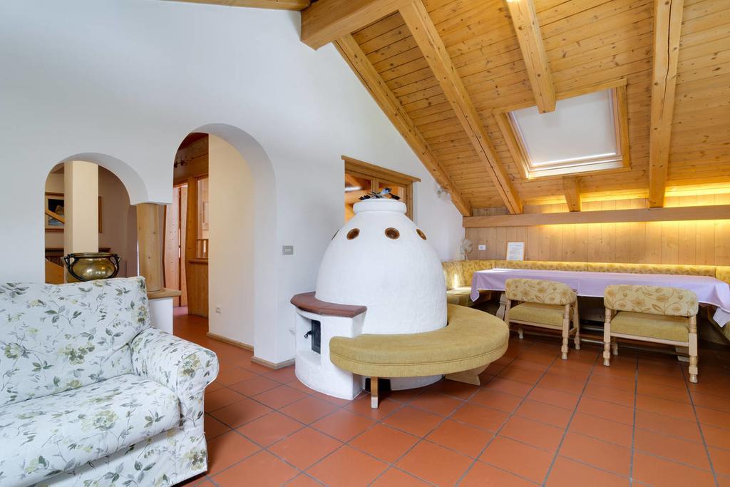 Appartamenti Ladina Campitello di Fassa Kültér fotó