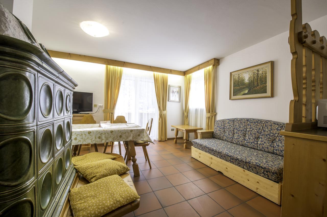 Appartamenti Ladina Campitello di Fassa Kültér fotó