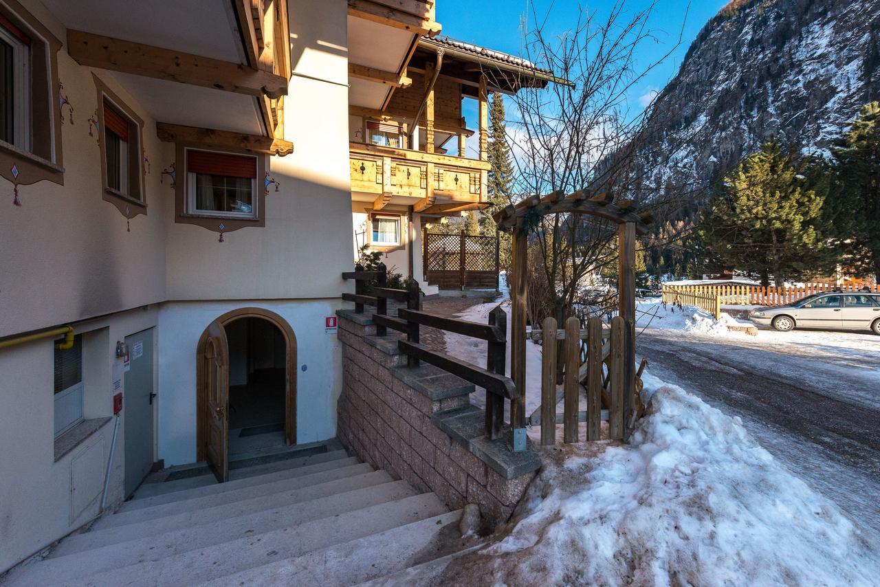 Appartamenti Ladina Campitello di Fassa Kültér fotó